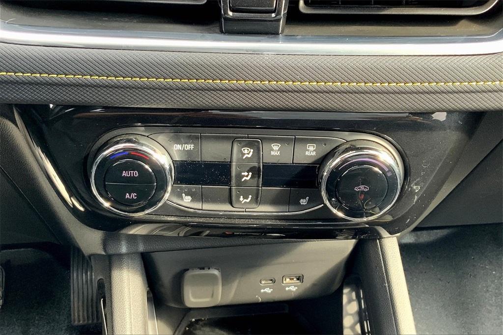 used 2025 Chevrolet TrailBlazer car, priced at $26,150