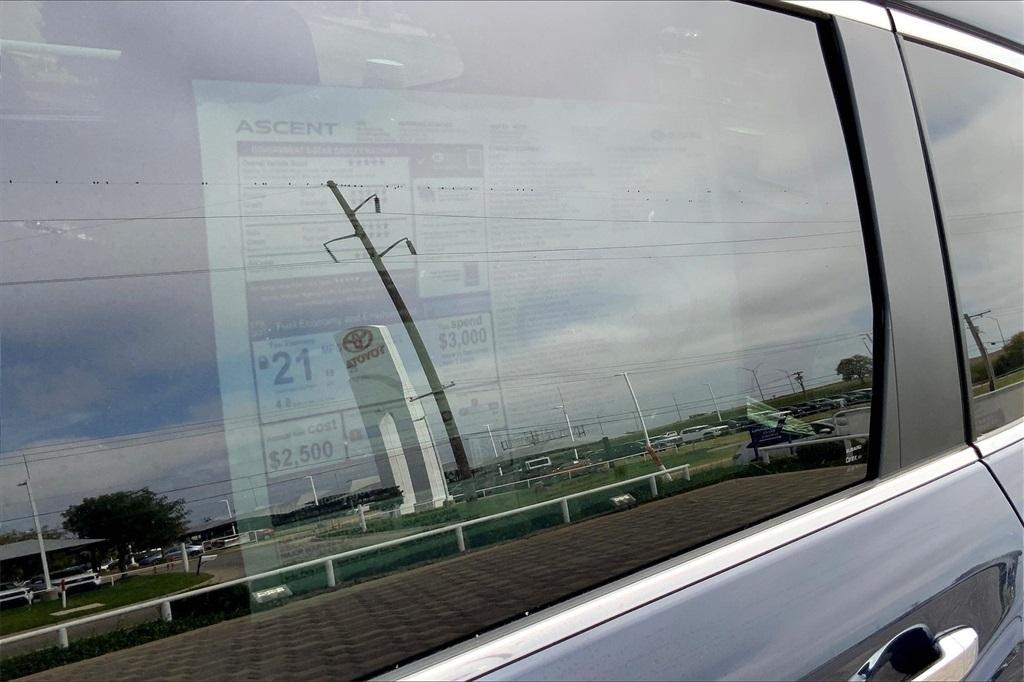 new 2025 Subaru Ascent car, priced at $50,176