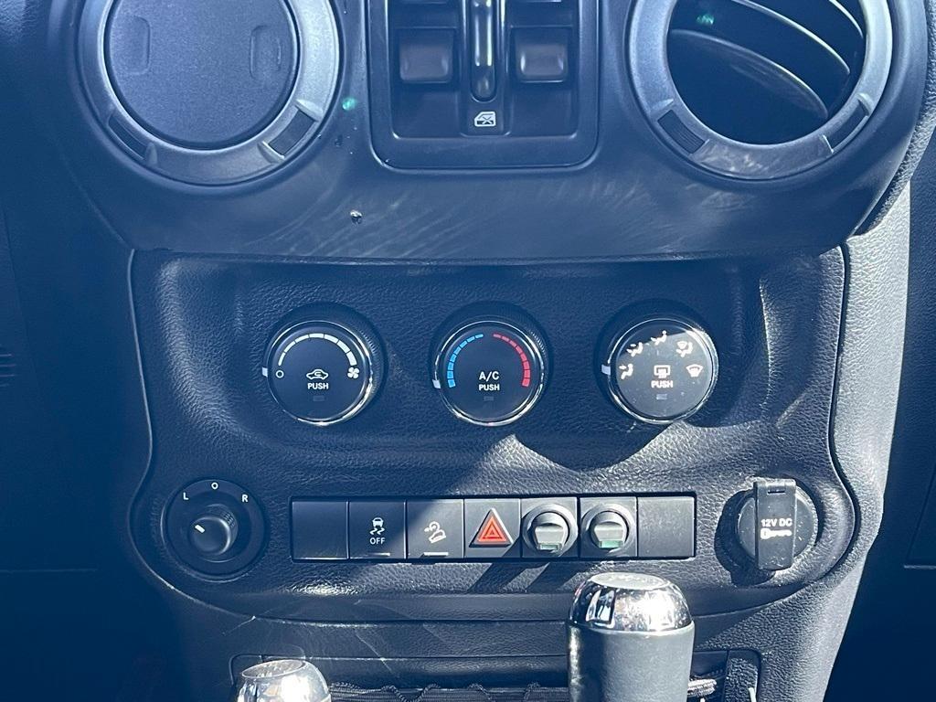 used 2013 Jeep Wrangler Unlimited car, priced at $15,988