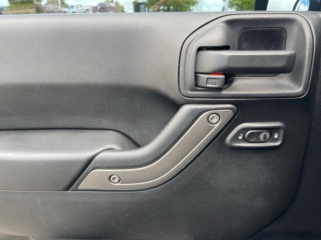used 2013 Jeep Wrangler Unlimited car, priced at $14,005