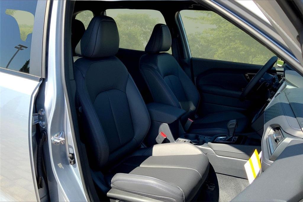 new 2025 Subaru Forester Hybrid car, priced at $40,738