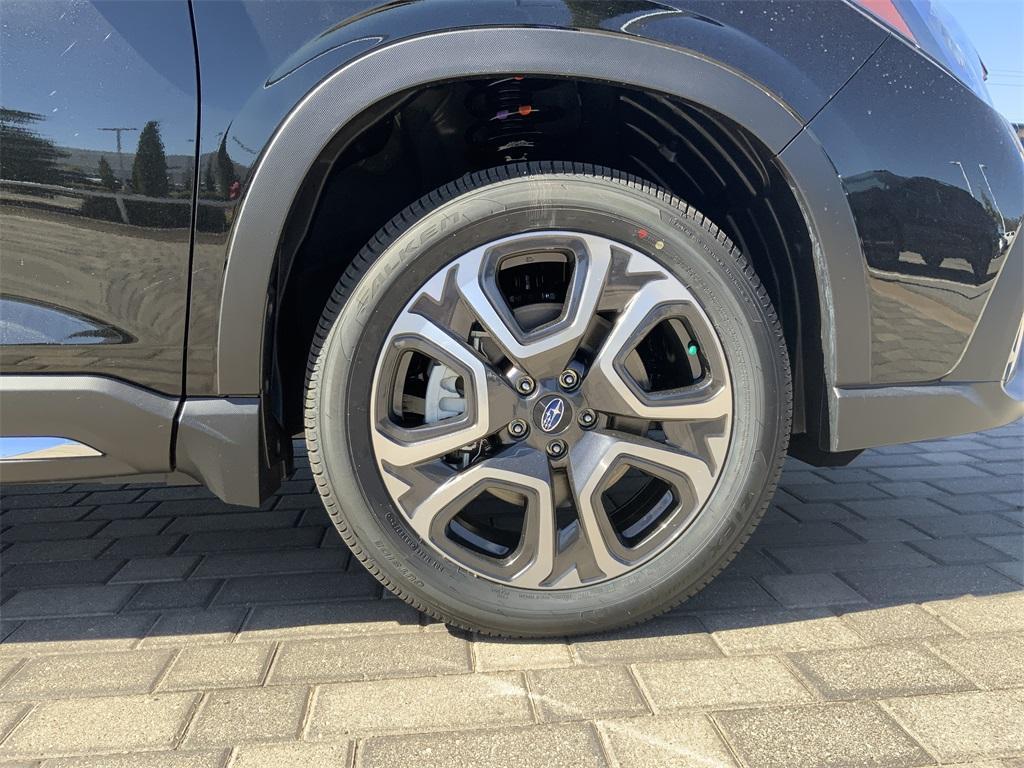 new 2025 Subaru Ascent car, priced at $50,176