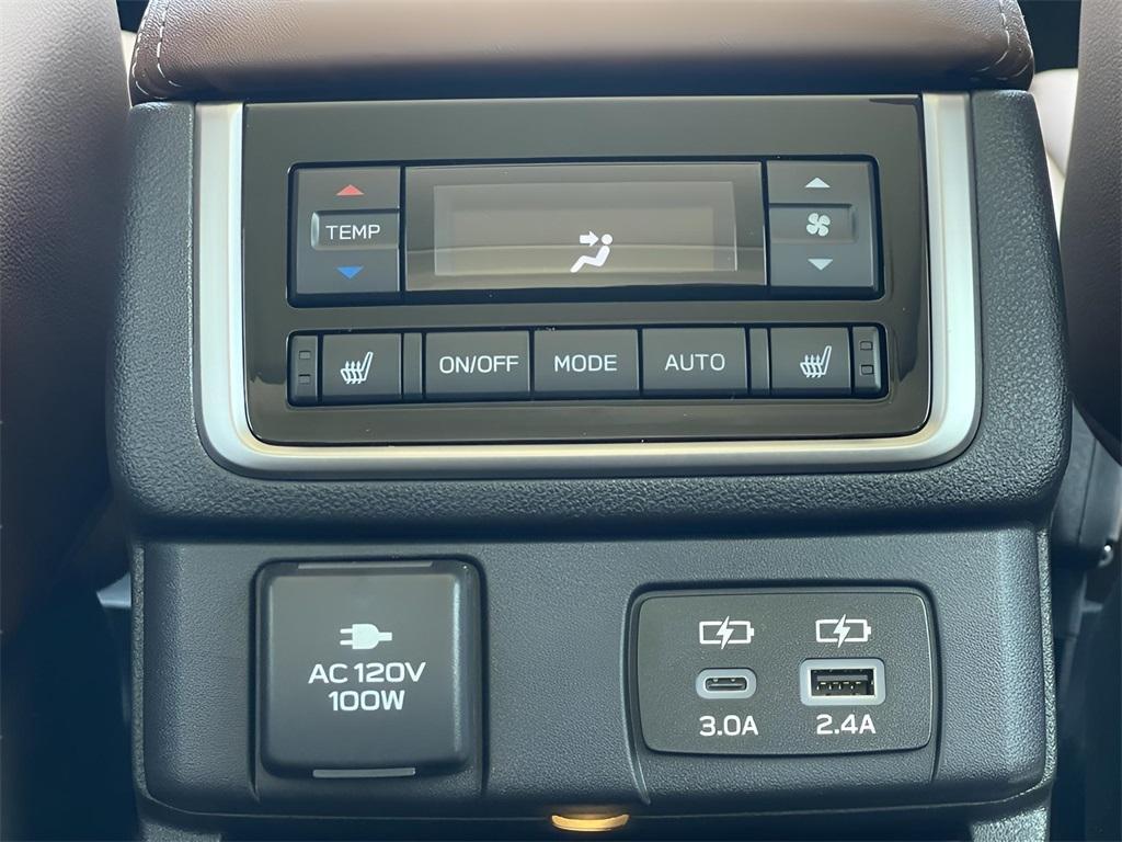 new 2025 Subaru Ascent car, priced at $54,284