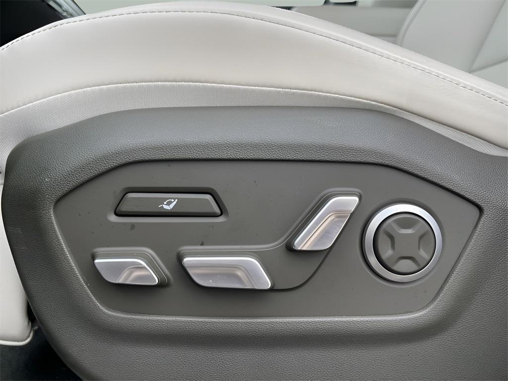 used 2024 Hyundai SANTA FE HEV car, priced at $43,250