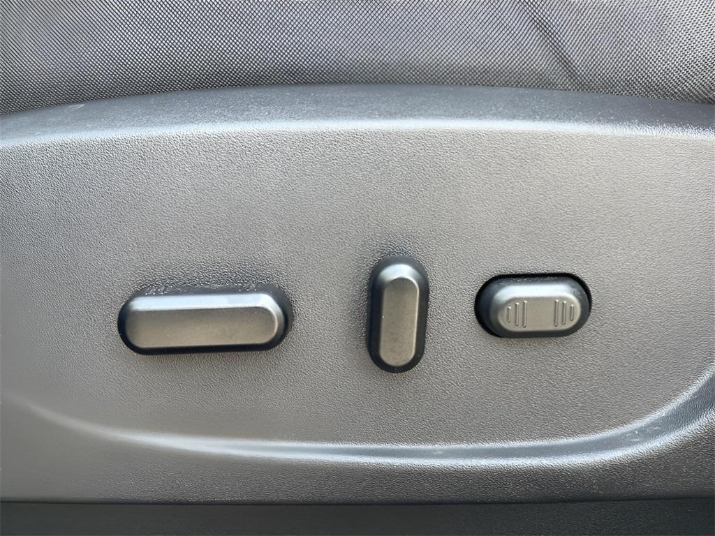 used 2019 Ford Escape car, priced at $13,150