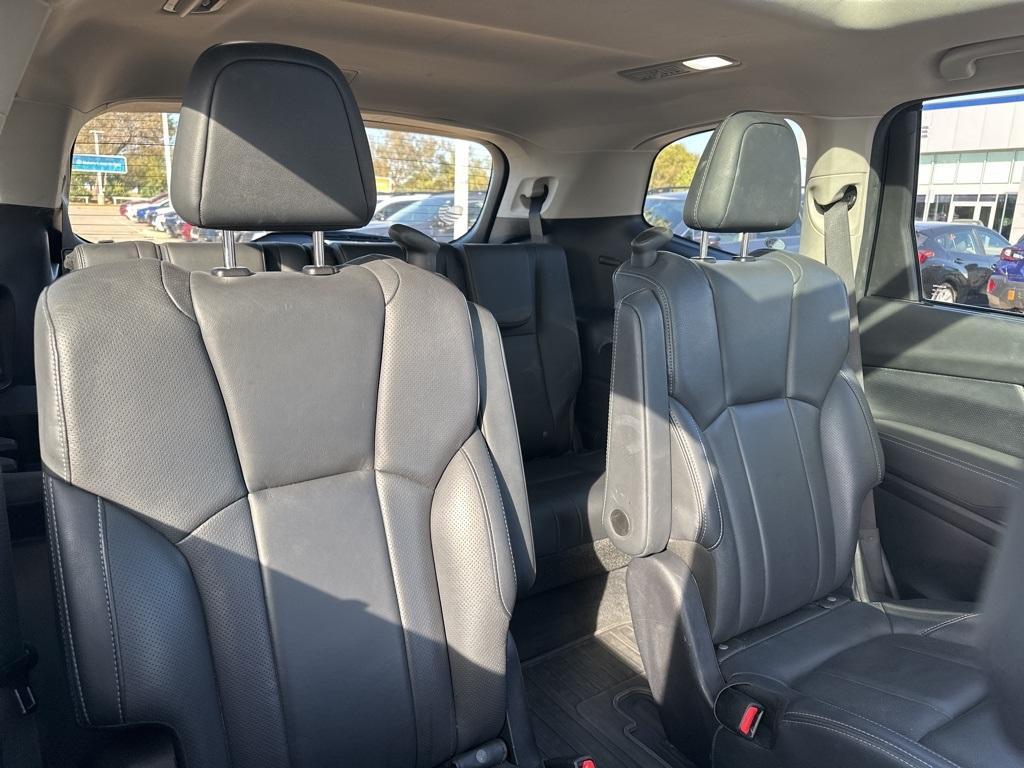 used 2022 Subaru Ascent car, priced at $25,800