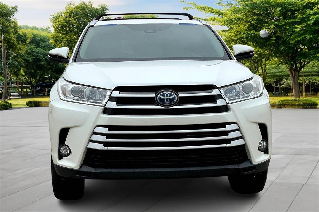 used 2018 Toyota Highlander Hybrid car, priced at $18,750