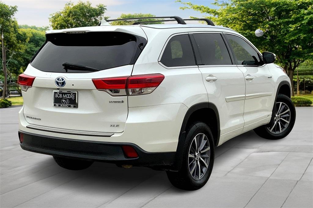 used 2018 Toyota Highlander Hybrid car, priced at $18,750