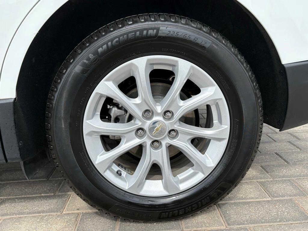 used 2021 Chevrolet Equinox car, priced at $15,850