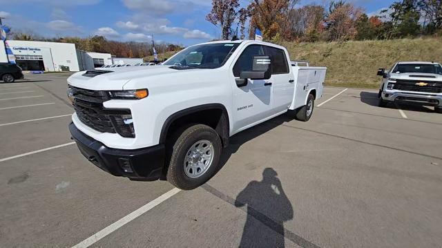 new 2025 Chevrolet Silverado 3500 car, priced at $65,980