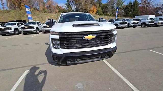 new 2025 Chevrolet Silverado 3500 car, priced at $65,980