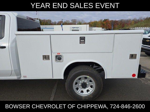 new 2025 Chevrolet Silverado 3500 car, priced at $66,980