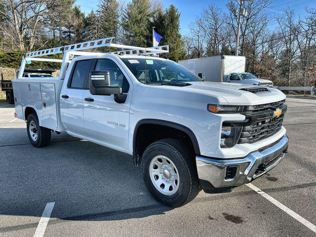 new 2024 Chevrolet Silverado 3500 car, priced at $73,940