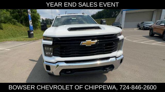 new 2024 Chevrolet Silverado 3500 car, priced at $66,355