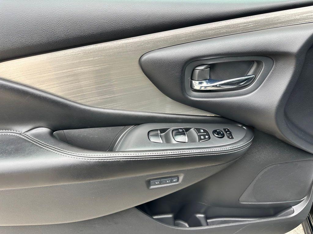 used 2015 Nissan Murano car, priced at $13,978
