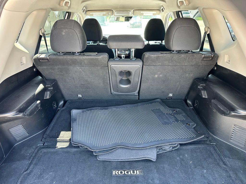 used 2019 Nissan Rogue car, priced at $13,673