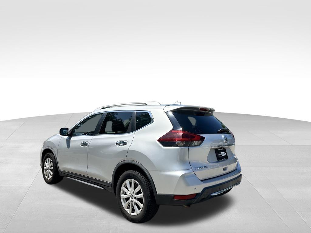 used 2019 Nissan Rogue car, priced at $13,673