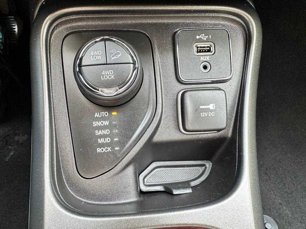 used 2021 Jeep Compass car, priced at $17,825