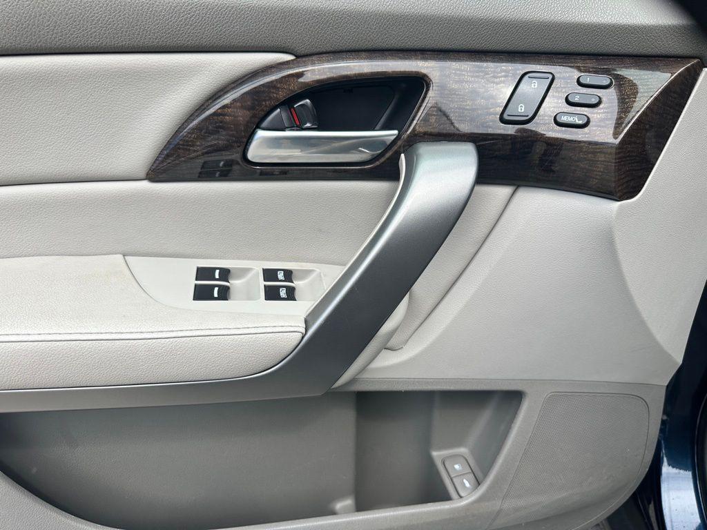 used 2013 Acura MDX car, priced at $13,467