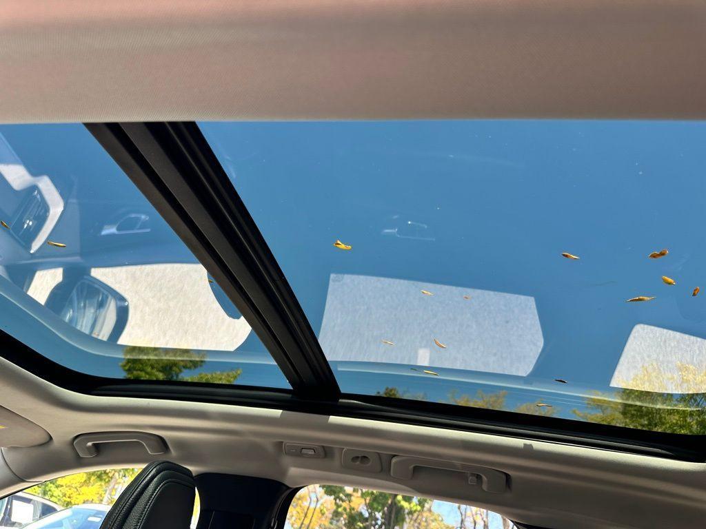 used 2025 Volvo XC60 car, priced at $35,498