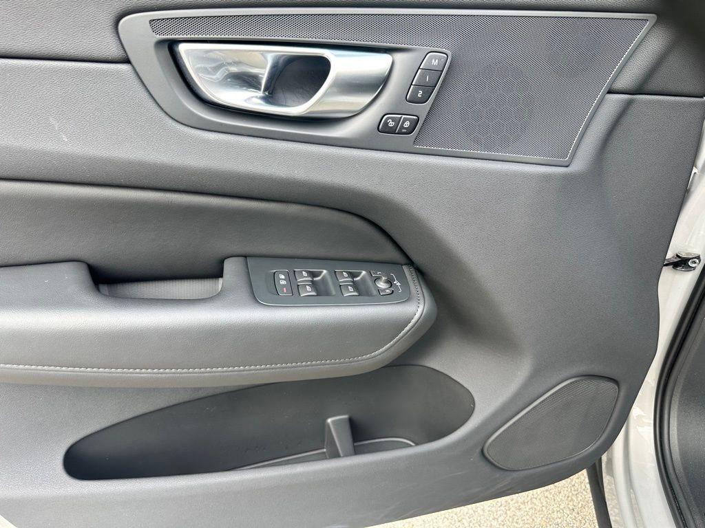 used 2025 Volvo XC60 car, priced at $36,498