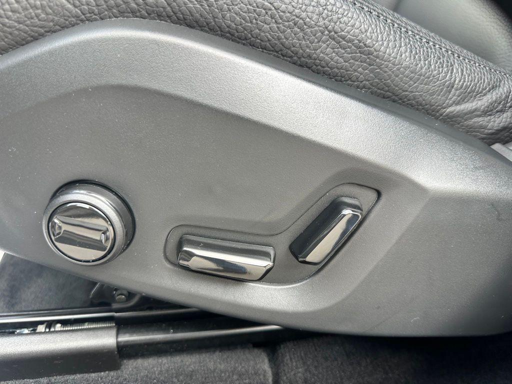 used 2025 Volvo XC60 car, priced at $36,498