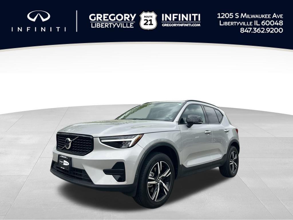 used 2024 Volvo XC40 car, priced at $32,430