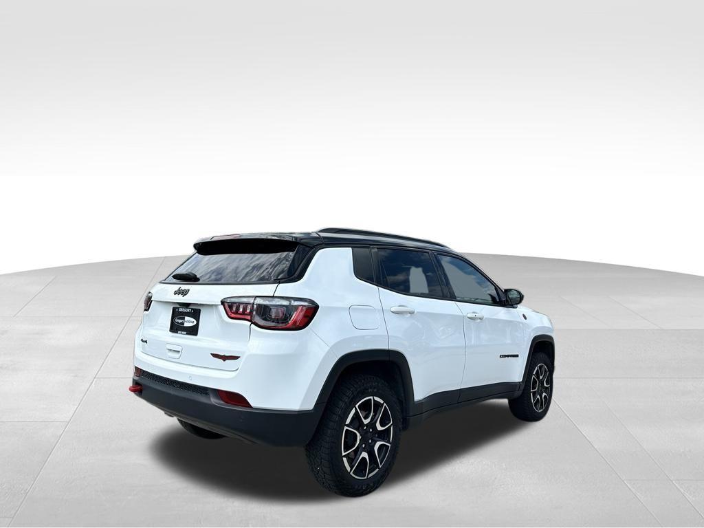used 2024 Jeep Compass car, priced at $25,898