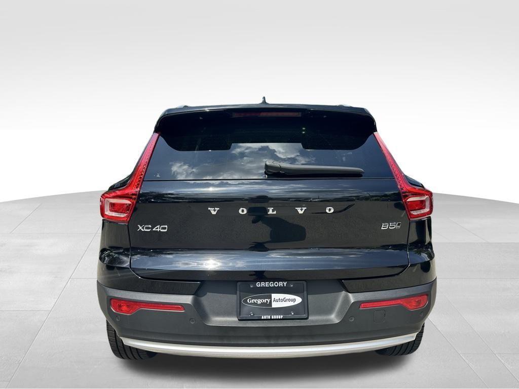 used 2024 Volvo XC40 car, priced at $27,498