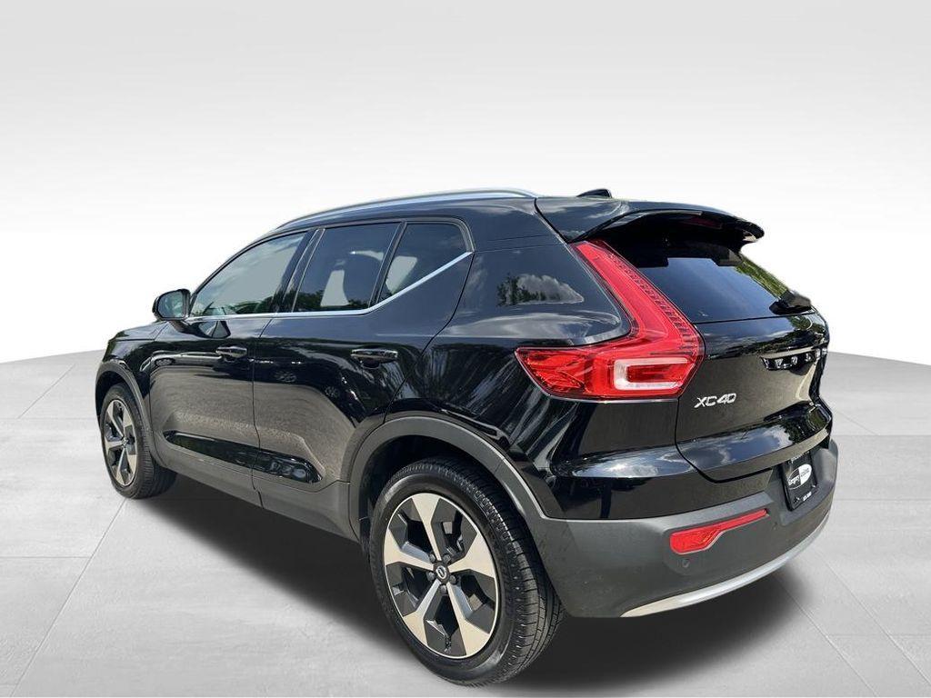 used 2024 Volvo XC40 car, priced at $27,498