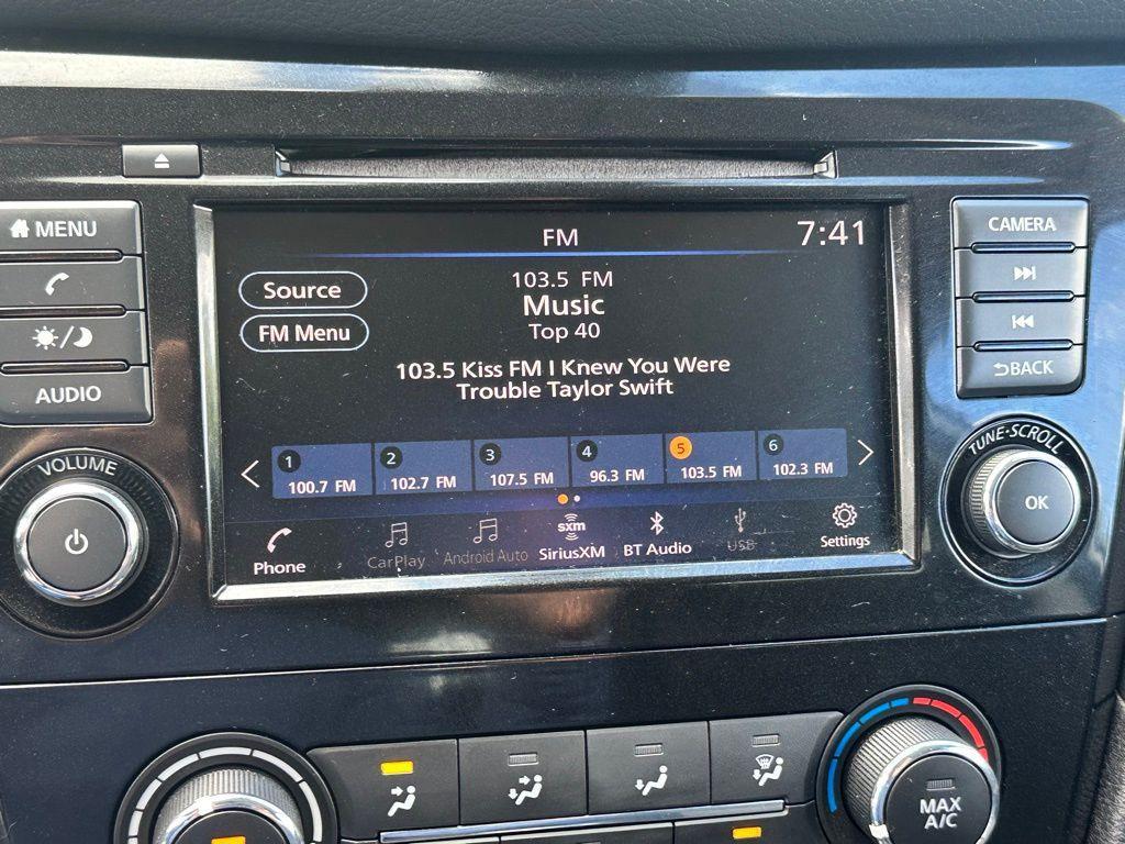 used 2019 Nissan Rogue car, priced at $14,908