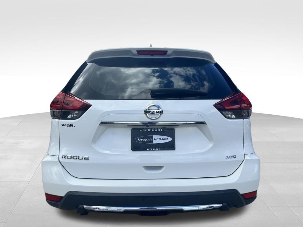 used 2019 Nissan Rogue car, priced at $14,908