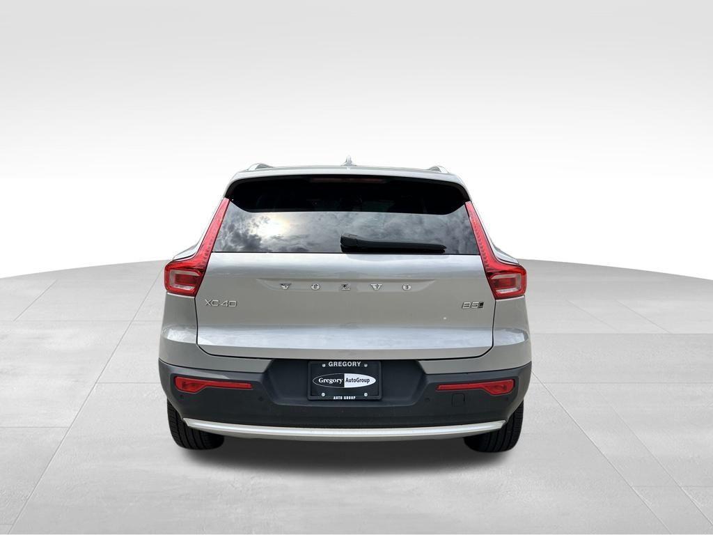 used 2025 Volvo XC40 car, priced at $31,444