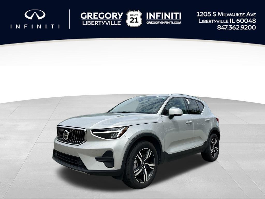 used 2025 Volvo XC40 car, priced at $31,444