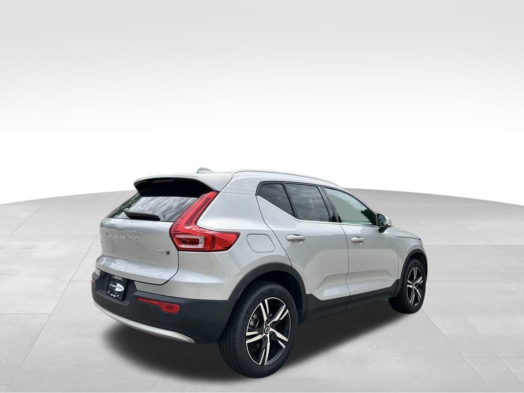 used 2025 Volvo XC40 car, priced at $31,444
