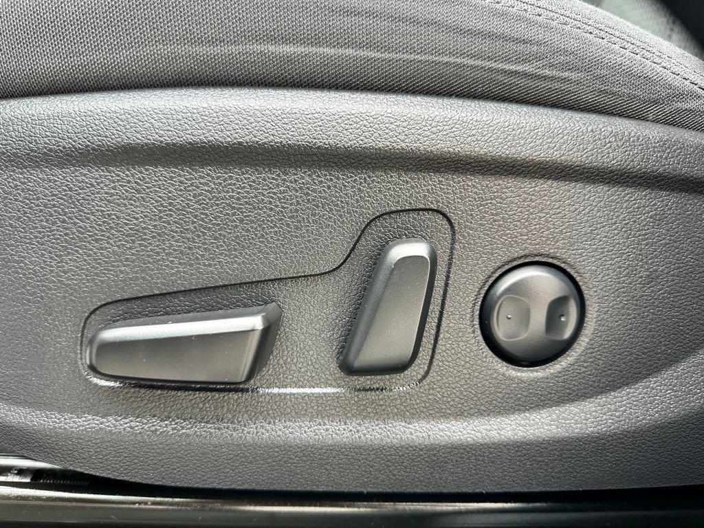 used 2023 Hyundai Santa Fe car, priced at $22,998