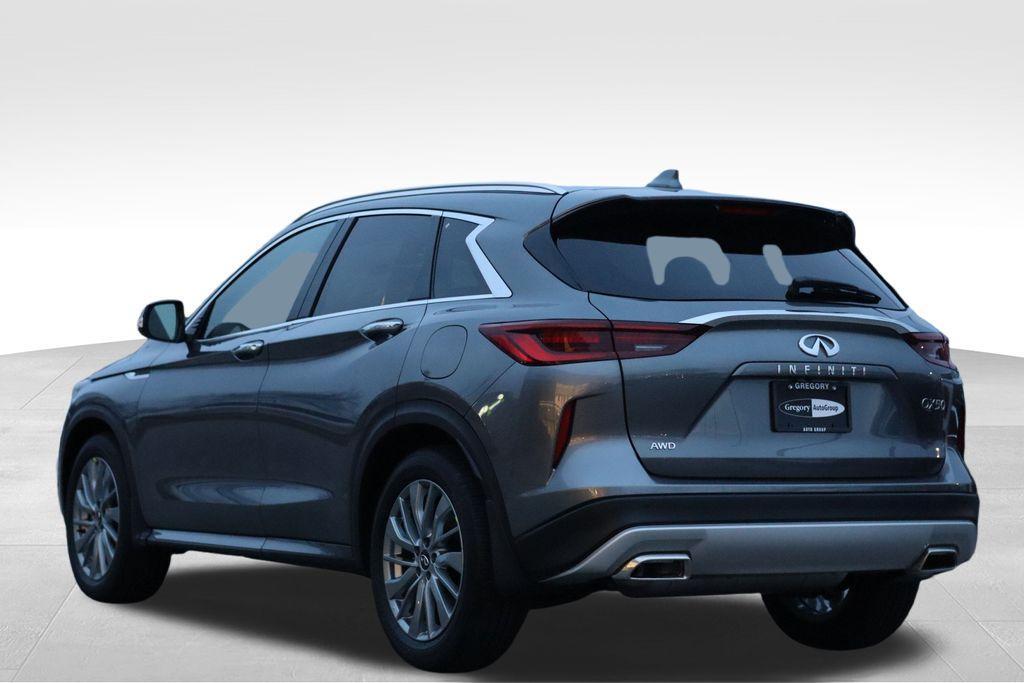 new 2025 INFINITI QX50 car, priced at $48,370