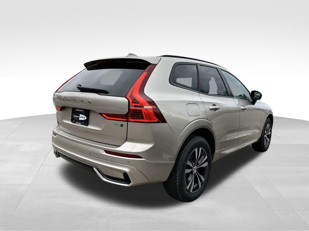 used 2025 Volvo XC60 car, priced at $31,886