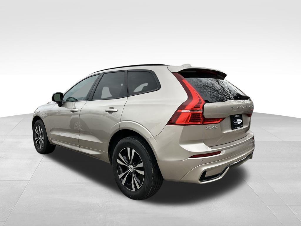 used 2025 Volvo XC60 car, priced at $31,886
