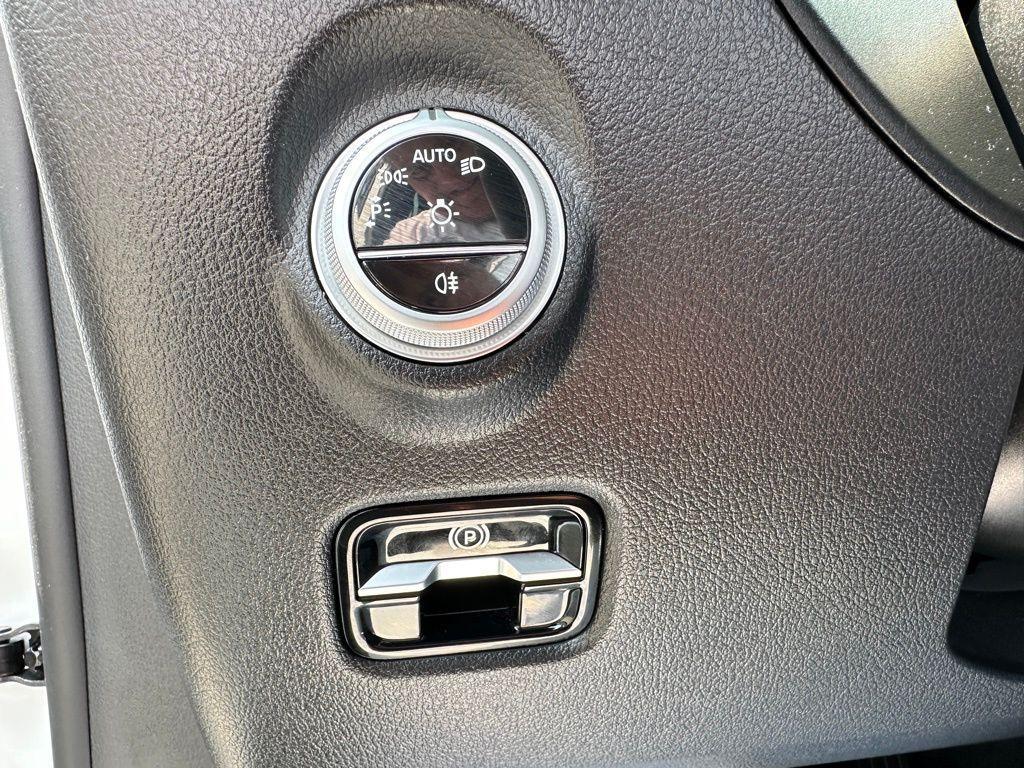 used 2025 Mercedes-Benz C-Class car, priced at $39,498