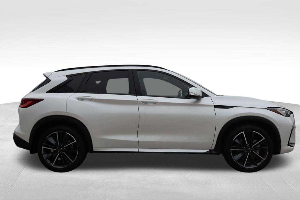 new 2025 INFINITI QX50 car, priced at $51,022