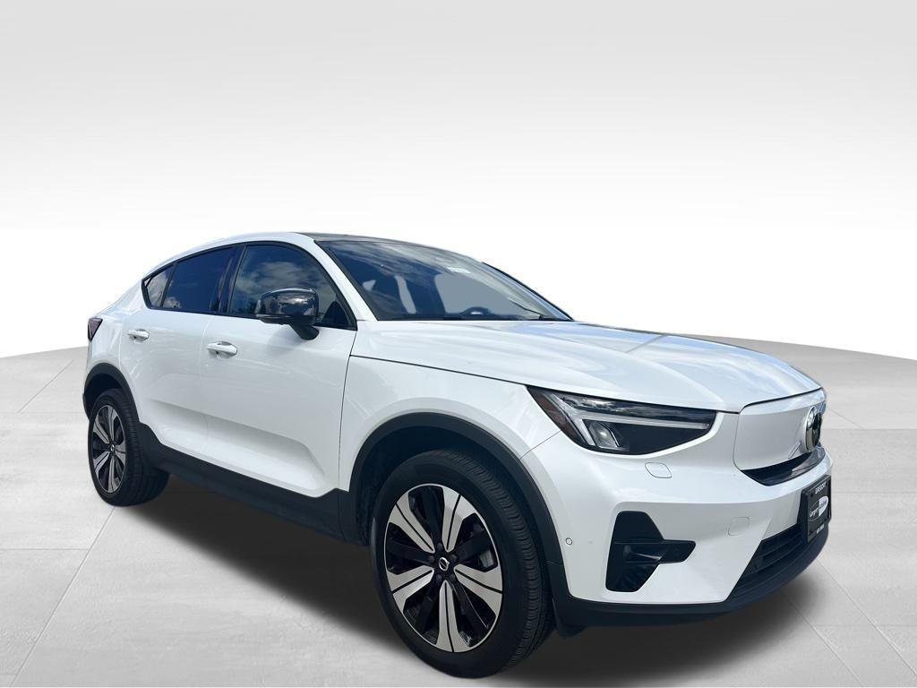 used 2023 Volvo C40 Recharge Pure Electric car, priced at $27,498