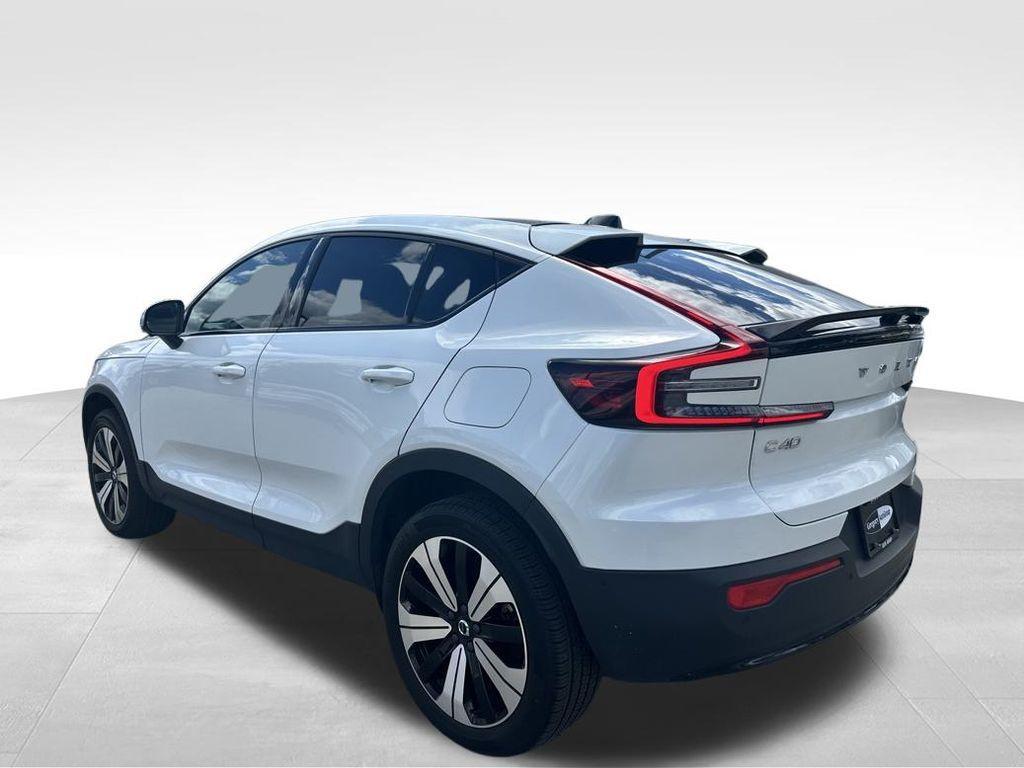 used 2023 Volvo C40 Recharge Pure Electric car, priced at $27,498