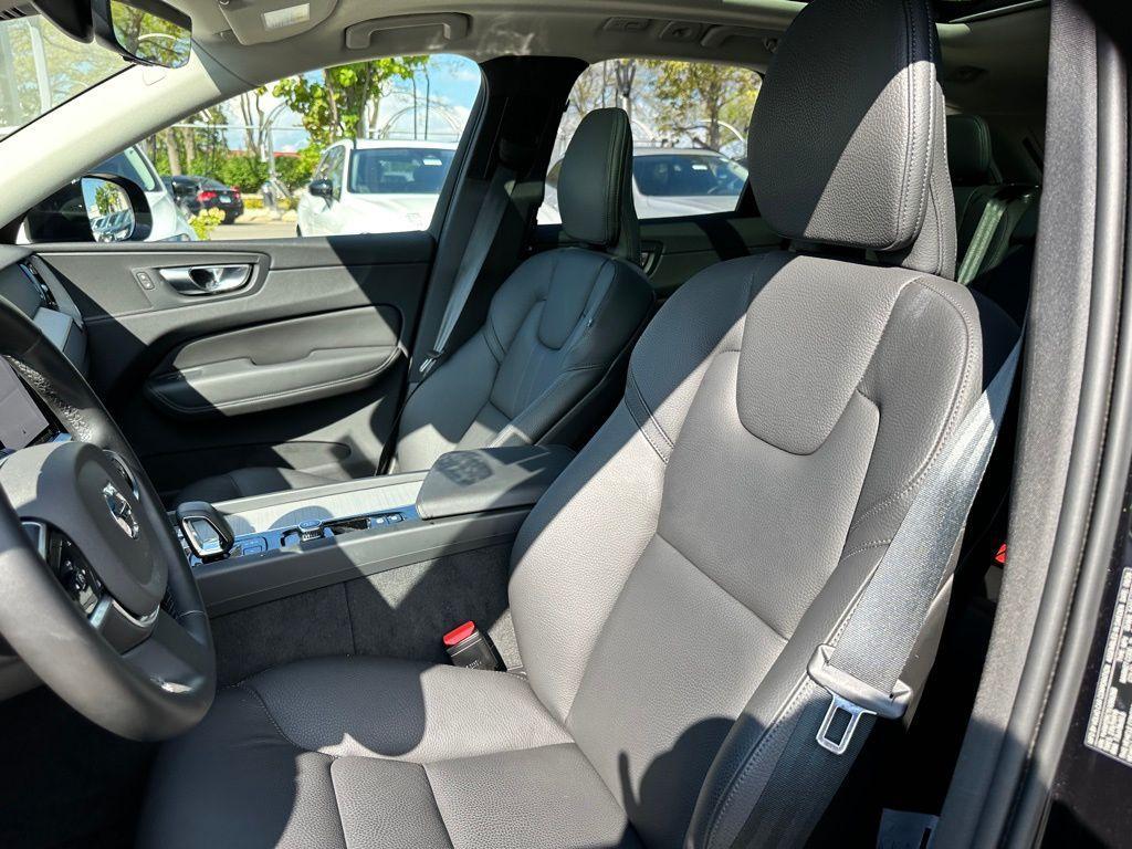 used 2025 Volvo XC60 car, priced at $36,498