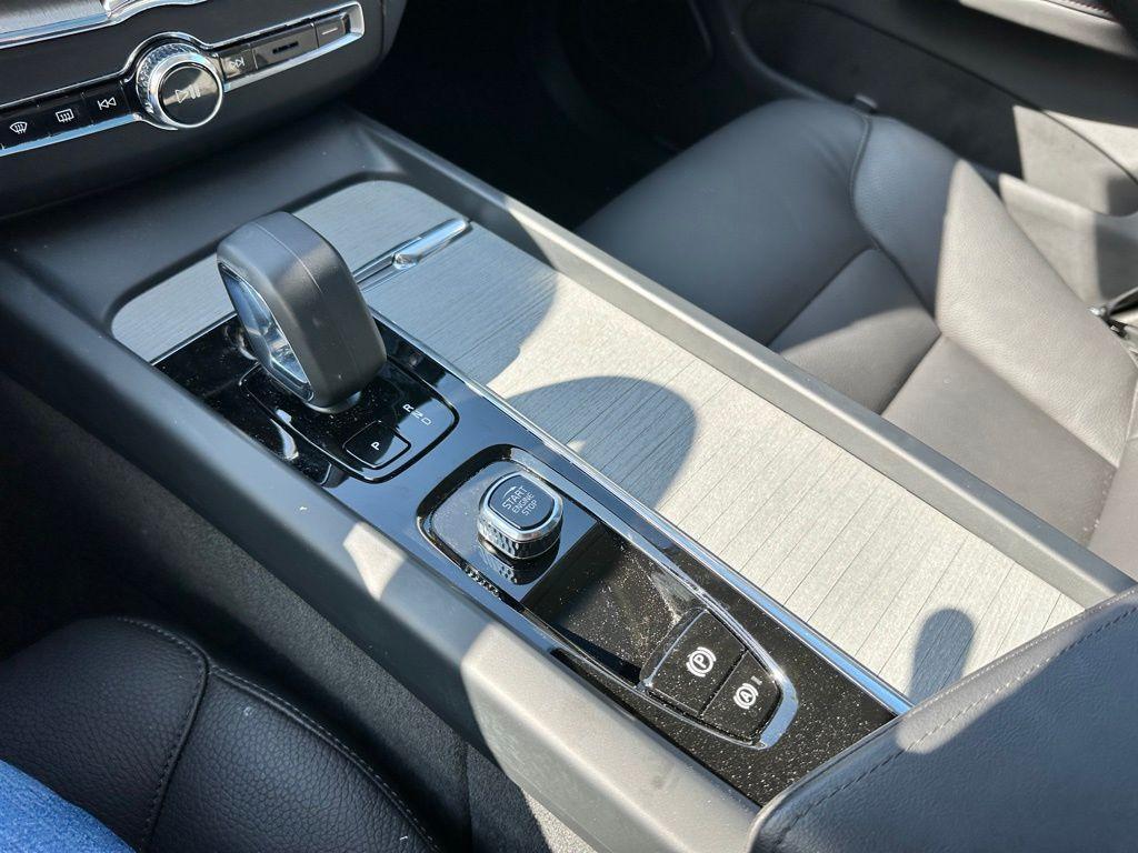 used 2025 Volvo XC60 car, priced at $36,498