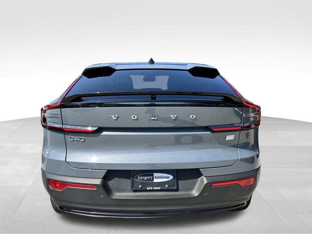 used 2023 Volvo C40 Recharge Pure Electric car, priced at $26,498