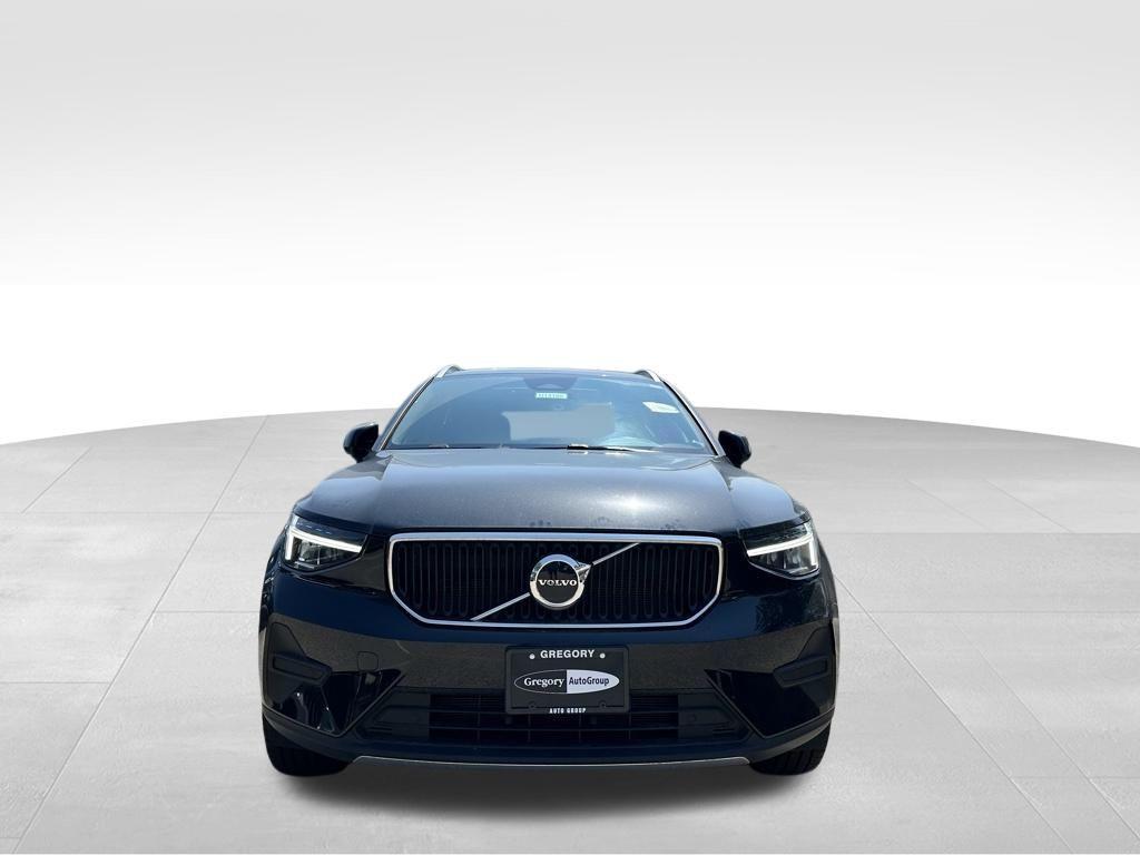 used 2025 Volvo XC40 car, priced at $31,742