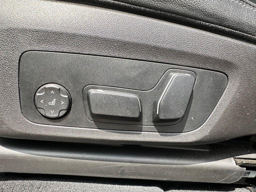 used 2024 BMW X4 car, priced at $36,886