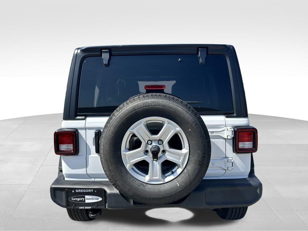 used 2021 Jeep Wrangler Unlimited car, priced at $32,998