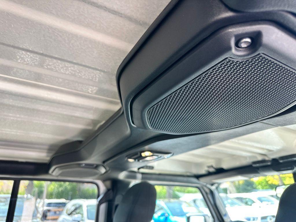 used 2021 Jeep Wrangler Unlimited car, priced at $32,998
